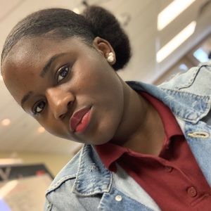 Meet your Posher, Joy